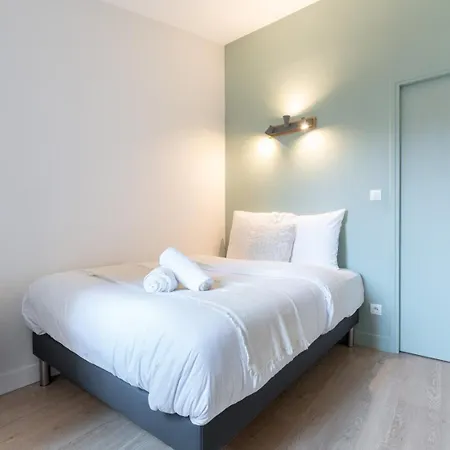 Apartament Vieux Spacieux Et Equipe *