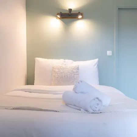 Apartment Vieux Spacieux Et Equipe