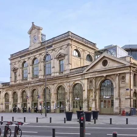 Apartment Vieux Spacieux Et Equipe Lille